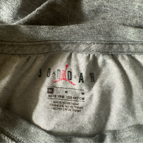 Jordan Jumpman Dri-Fit T-Shirt Size Medium 10-12 Years Gray with Black Logo - Picture 3 of 4